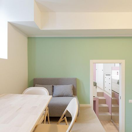Insubria Park - Pastel Color Apartment! ミラノ エクステリア 写真
